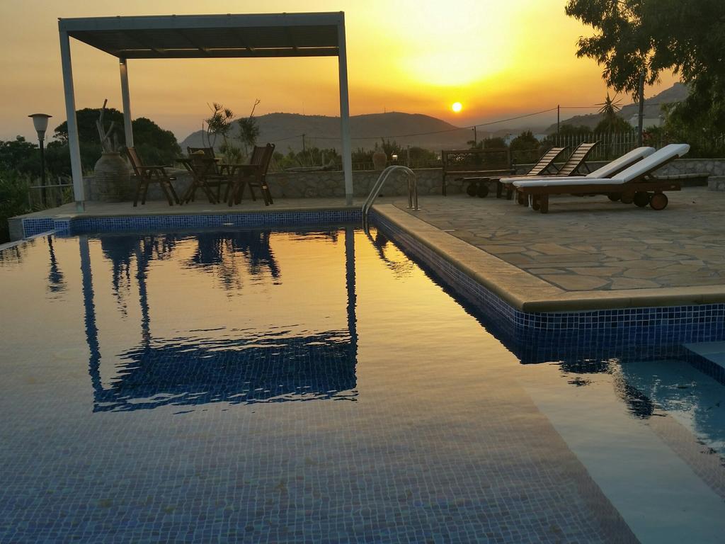 Villa Sealine Pefki Buitenkant foto